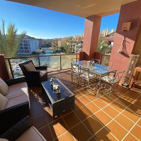 Apartamento Con Terraza Sobre La Marina De Sotogrande San Roque  Exterior photo