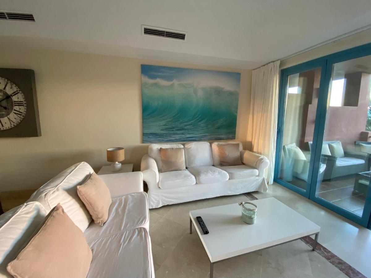 Apartamento Con Terraza Sobre La Marina De Sotogrande San Roque  Exterior photo