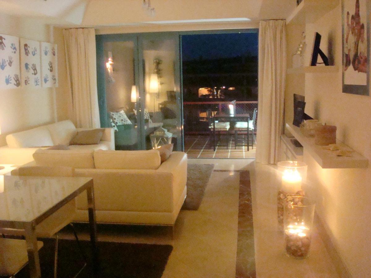 Apartamento Con Terraza Sobre La Marina De Sotogrande San Roque  Exterior photo